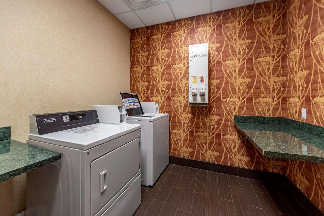 Comfort Inn & Suites Shawnee North Near I-40 Exteriér fotografie