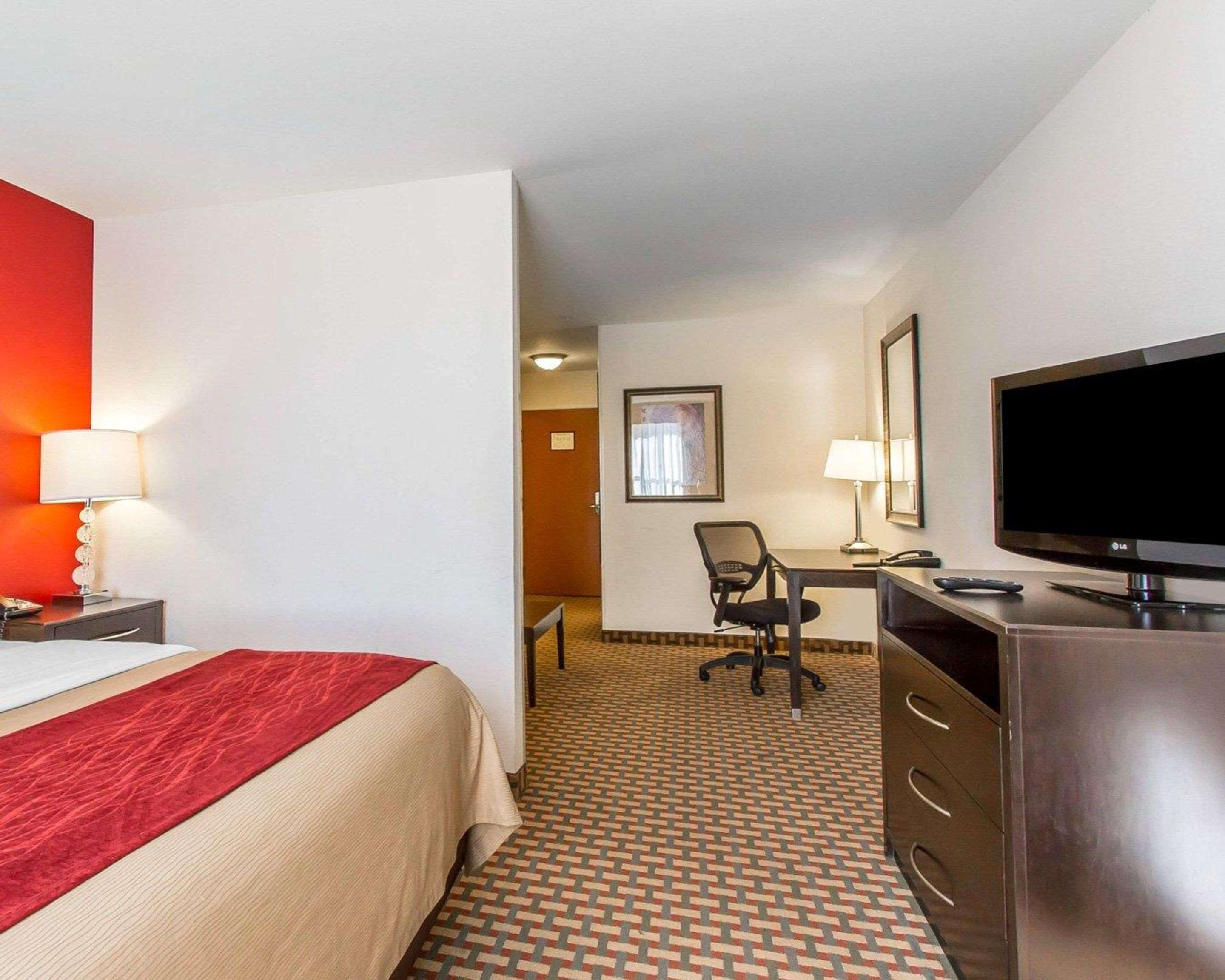 Comfort Inn & Suites Shawnee North Near I-40 Exteriér fotografie