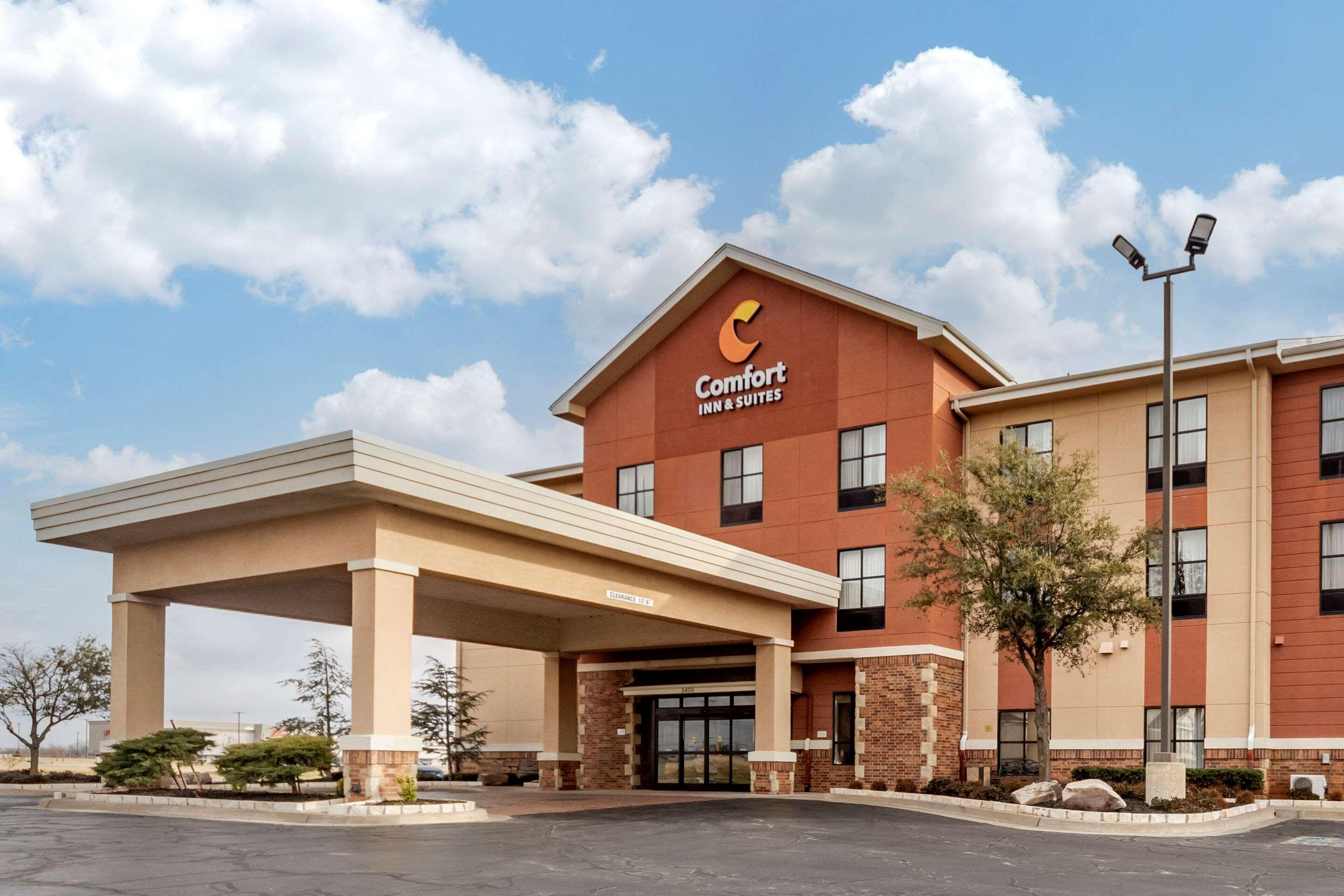 Comfort Inn & Suites Shawnee North Near I-40 Exteriér fotografie